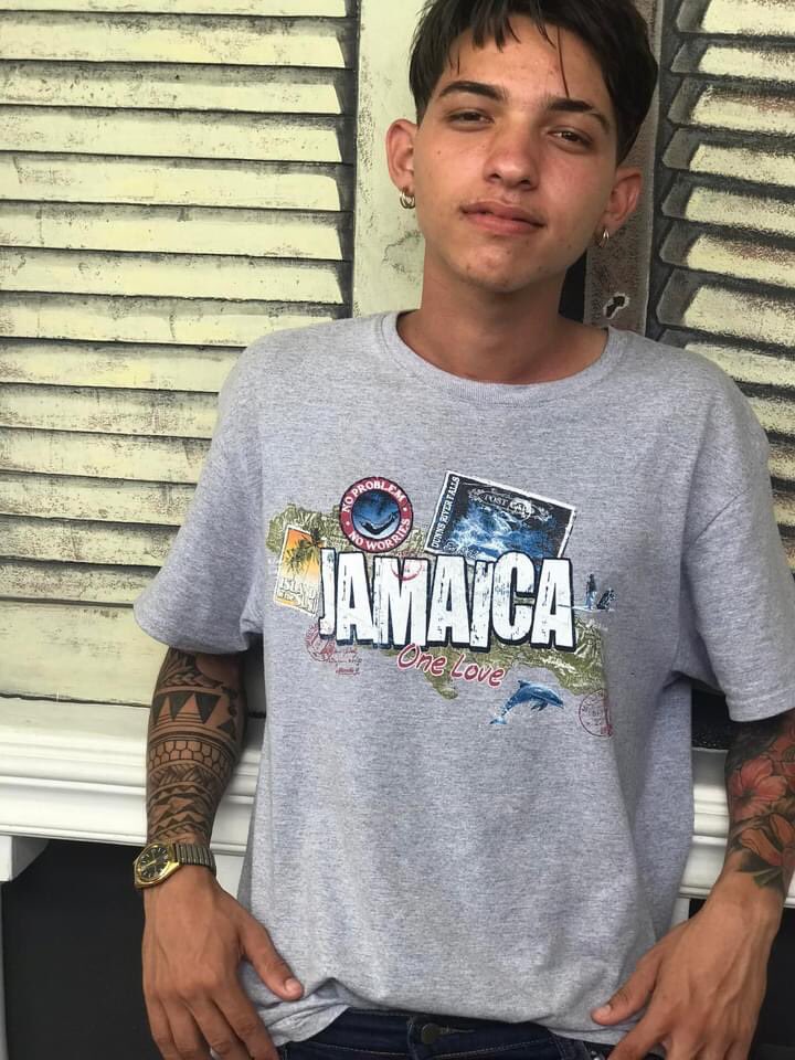 Alien boy 👽🌿💚✨💨 tweet media