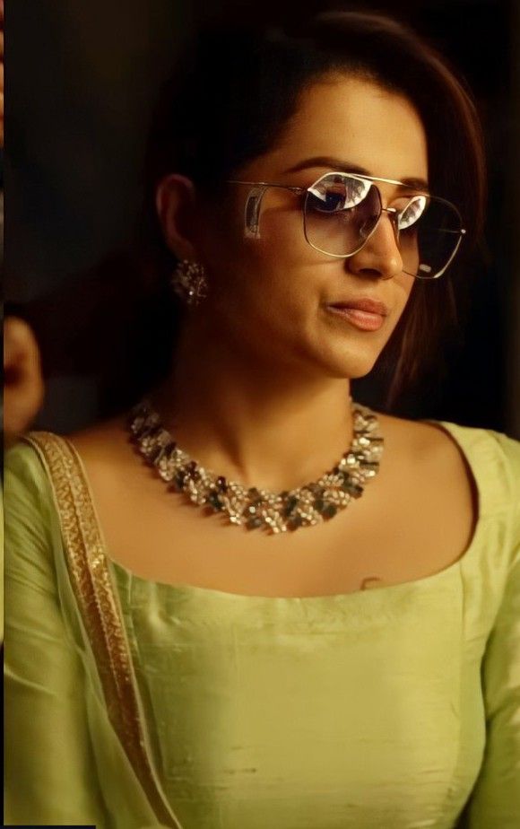 Fz6v2q-XgAIUUC7?format=jpg&name=medium