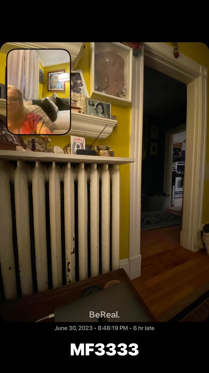 m...f... tweet media