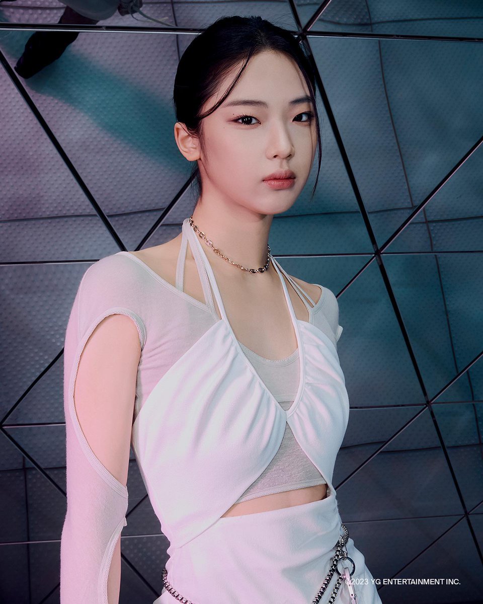 asariosity's tweet photo. she reminds me of someone and she looks so gooddd https://t.co/qF3cKuVHZn