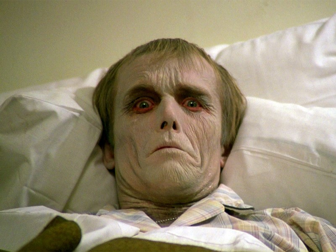 Gibboanxious's tweet photo. The Top 10 Horror Movie Sequels: 

10. The Conjuring II
9. A Quiet Place Part II
8. [REC] 2
7. Final Destination 2
6. Doctor Sleep
5. Gremlins 2: The New Batch
4. 28 Weeks Later...
3. Dawn of the Dead
2. Evil Dead II
1. Aliens 
#HorrorSequels #HorrorMovies https://t.co/uiyLraJNvl