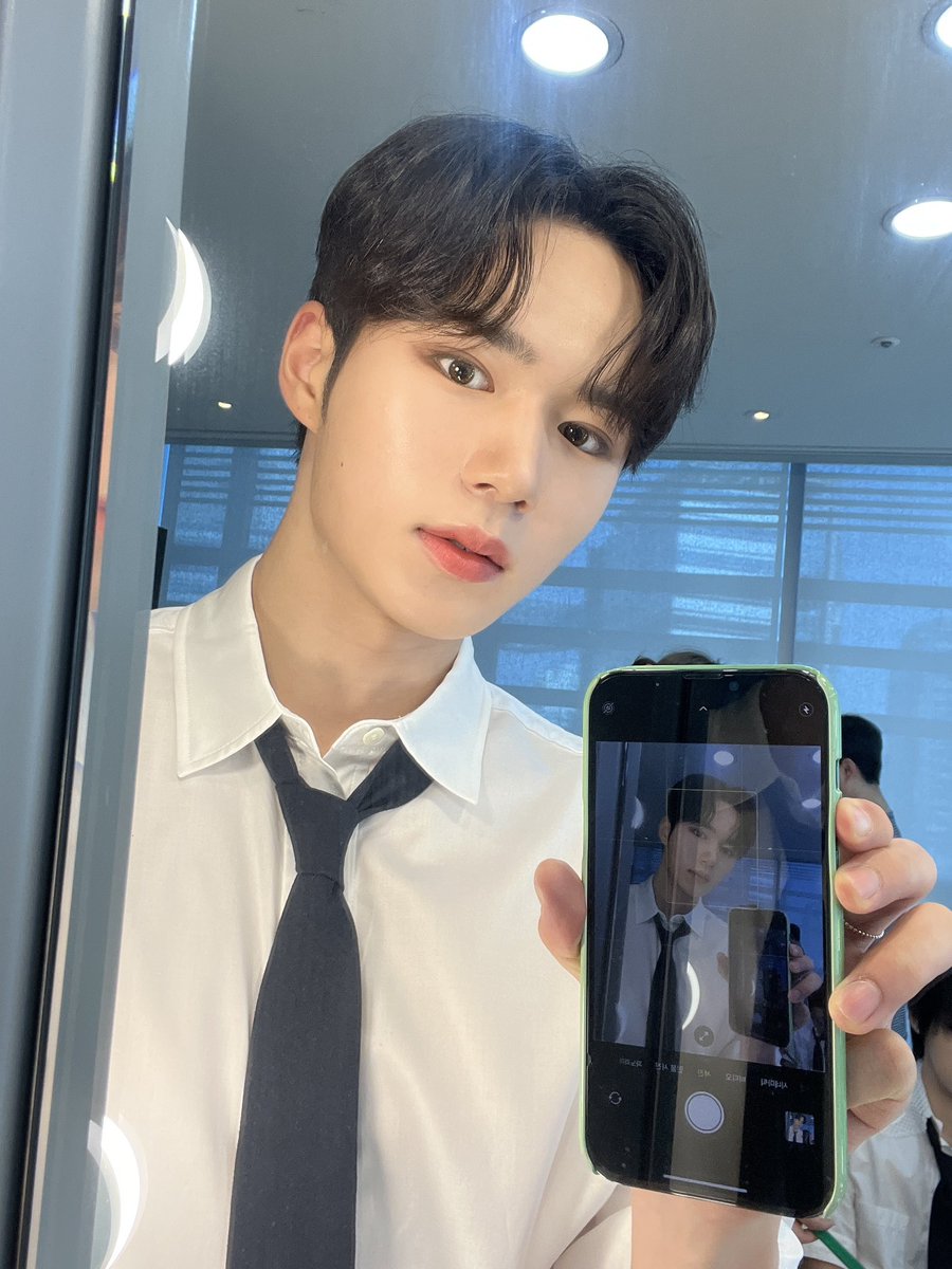 [#준서] 오랜만에 음악중심🤍🫧