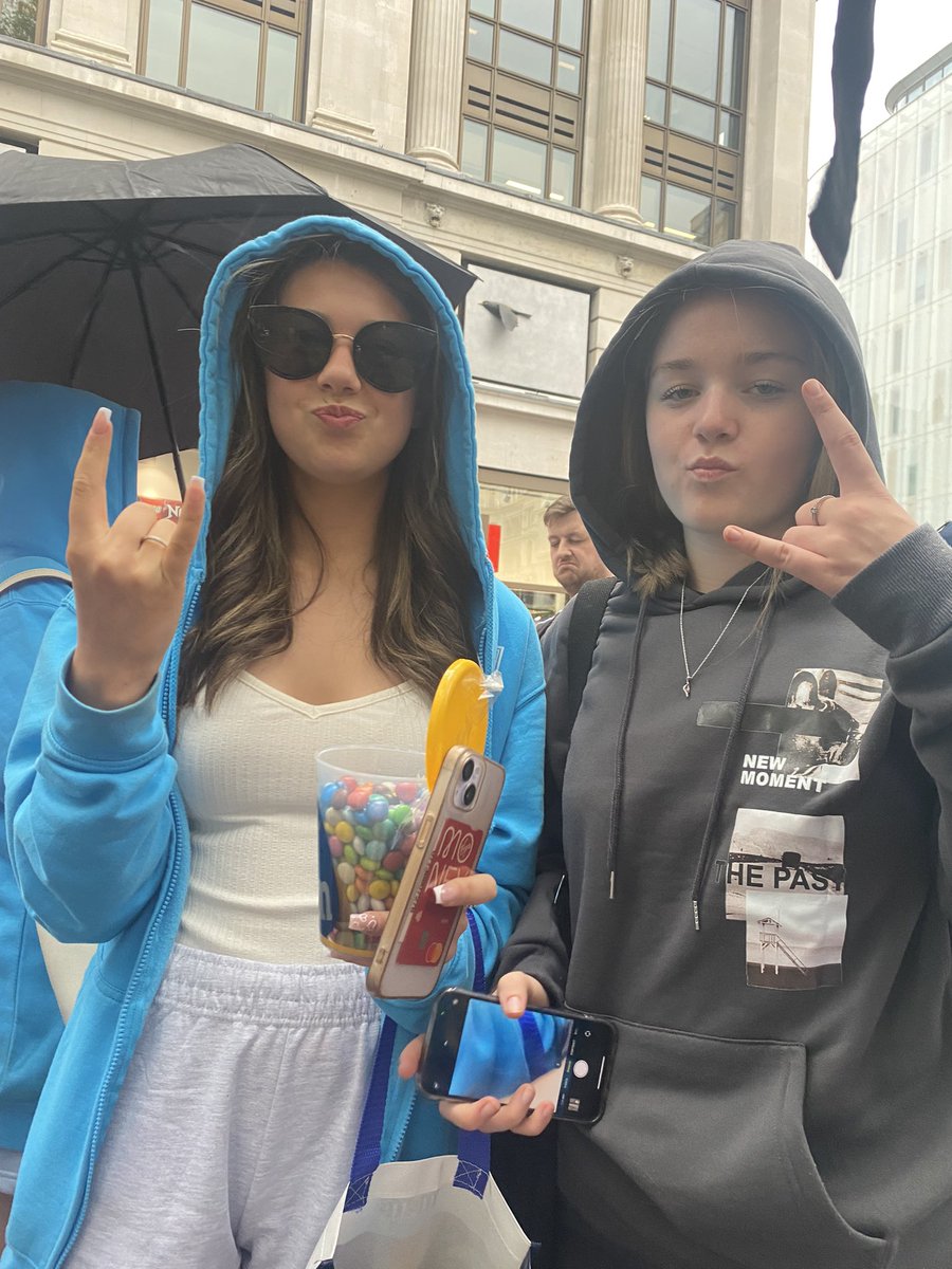 LHS Humanities tweet media