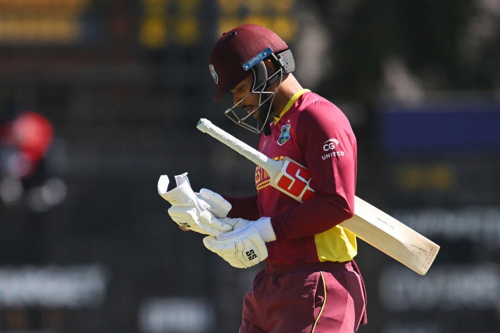 Look away West Indies fans... 👀

The two-time ODI World Cup Champions are 30/4 after 7 overs against Scotland 🙁

#ICCWorldCupQualifiers #WestIndies #CricketTwitter