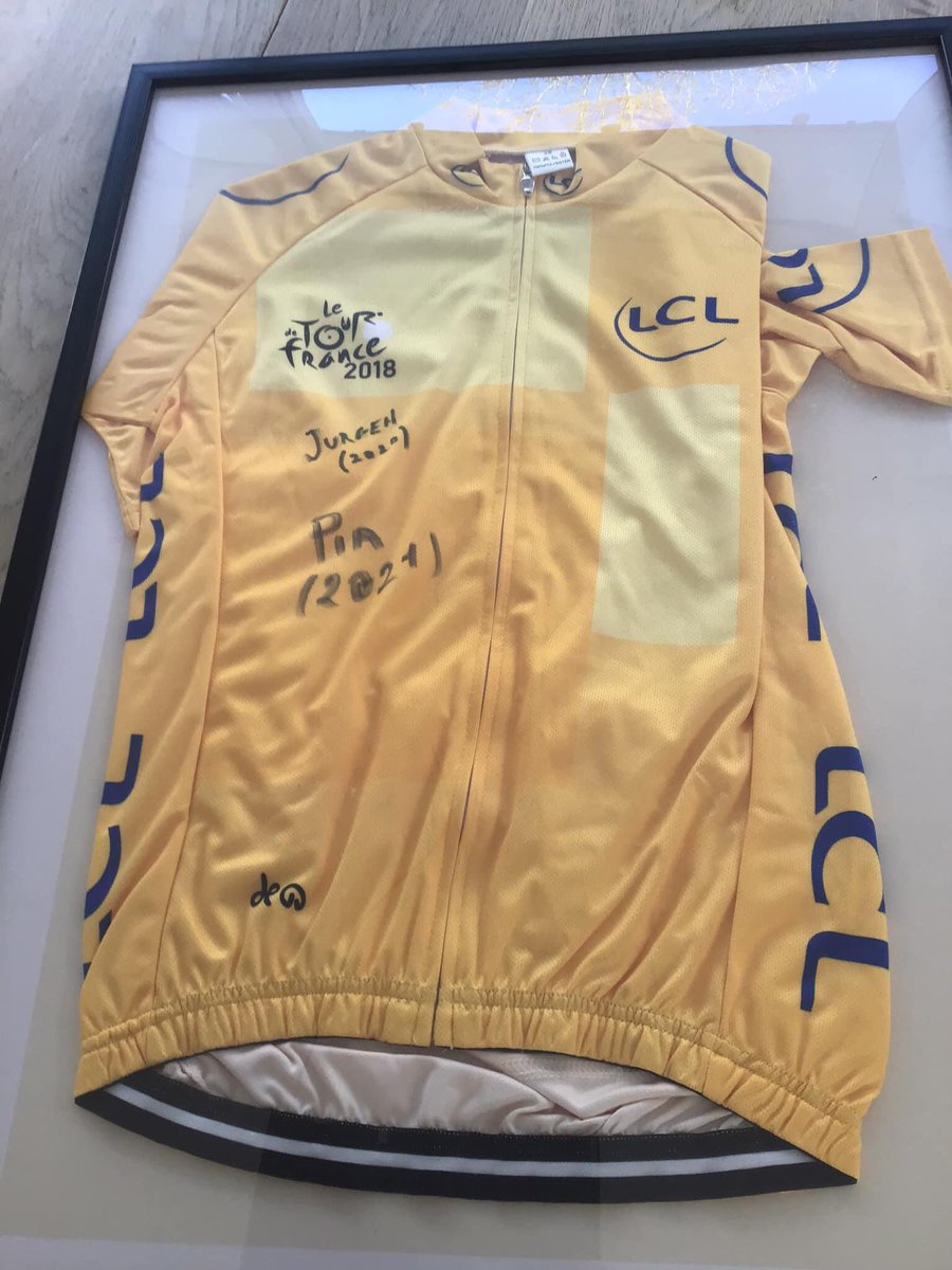 piadejonckheere's tweet photo. @SammyNeyrinck @sporza @sporza_live @sporza_koers @Vivelevelo_be @vrt1be @VRT @letour_euskadi Je weet niet half hoe ik hier naar uitkijk. Niet op zijn minst omdat ik als enige vrouw (van 65 dan nog) opnieuw meedoe aan de Mworsjeelse pronostiek. Als voormalige winnaar moet ik de eer van de helft van de bevolking hoog houden! #goSammyGo https://t.co/GWexl0vXK6