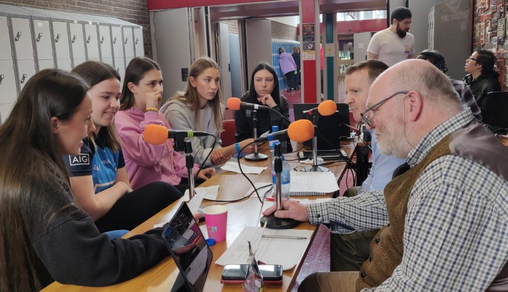 925PhoenixFM's tweet photo. A ‘Presenter Personality Cult’ at RTÉ 

https://t.co/A4eqhrOBRt https://t.co/5Nudul74md