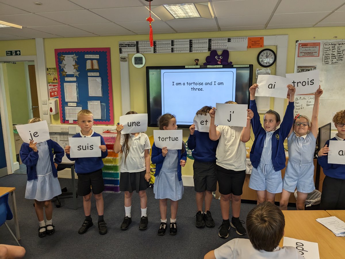 We thought we'd apply our translation skills in French yesterday. I was very pleased to hear passionate (bossy) members of the class telling our cardholders that the adjective comes 'AFTER THE NOUN'. Well done mini-linguists!
