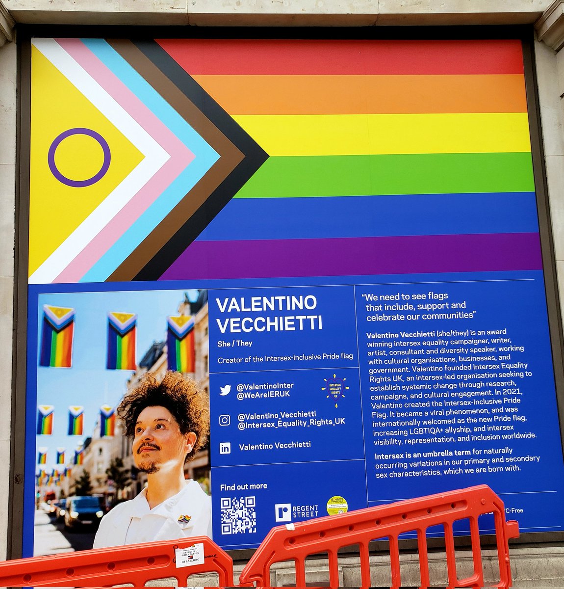 Happy #PrideInLondon 🏳️‍🌈🏳️‍⚧️🇬🇧! I was delighted to stroll past this fantastic @WeAreIERUK window display on Regent Street: a Journey to the Intersex-Inclusive Pride flag. 👏🏼👏🏼 to its creator @ValentinoInter. Watch for us #DiplomatsForEquality in the #PrideParade today! 👋🏼👋🏼