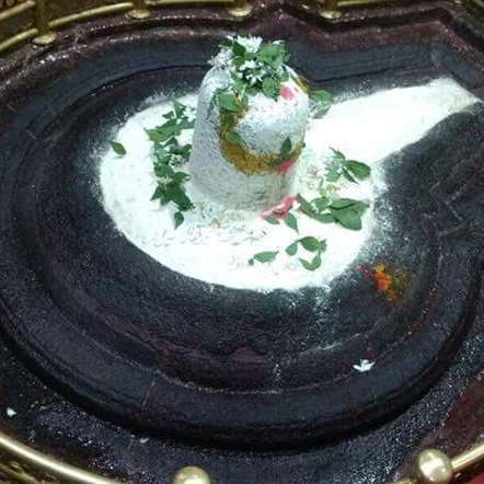 aanshi777's tweet photo. बाबा घृष्णेश्वर (ज्योतिर्लिंग महाराष्ट्र) 🚩🚩
#ॐनमःशिवाय https://t.co/ILpDpiCITQ