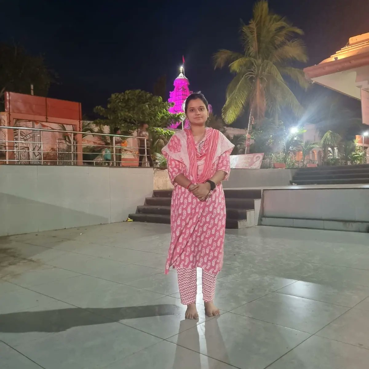 aanshi777's tweet photo. बाबा घृष्णेश्वर (ज्योतिर्लिंग महाराष्ट्र) 🚩🚩
#ॐनमःशिवाय https://t.co/ILpDpiCITQ