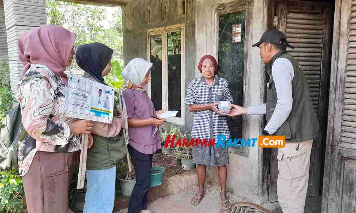 ZTrianka's tweet photo. Gubernur Jawa Barat Sumbang Satu Ekor Sapi untuk Kurban di Kota Banjar #RidwanKamil #KangEmil https://t.co/odiE3J0EJd https://t.co/1K3Fy7b2J0