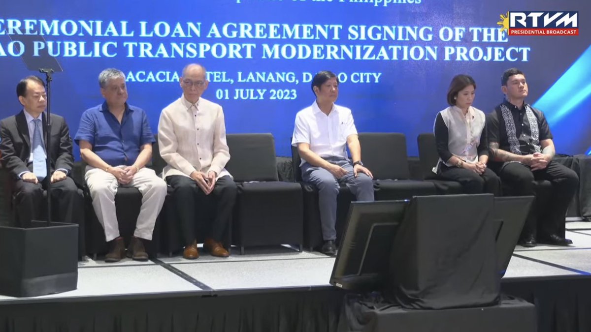 ADBPhilippines's tweet photo. HAPPENING NOW: Ceremonial loan agreement signing for the ADB-funded Davao Public Transport Modernization Project https://t.co/ZMFW5i5Gtf