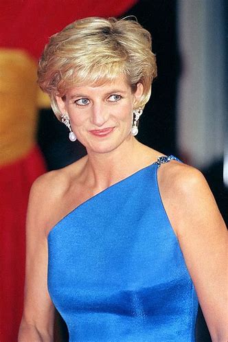 Happy 62nd birthday Princess Diana. You are surely missed. 
