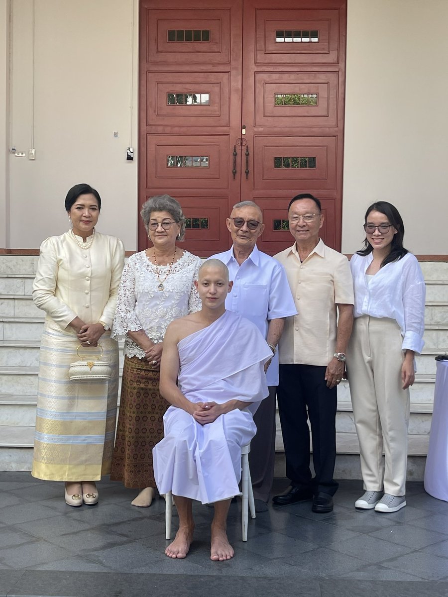 Charnchalard's tweet image. ขอขอบพระคุณทุกท่านที่มาร่วมอนุโมทนาบุญในงานบวชวันนี้ 🙏