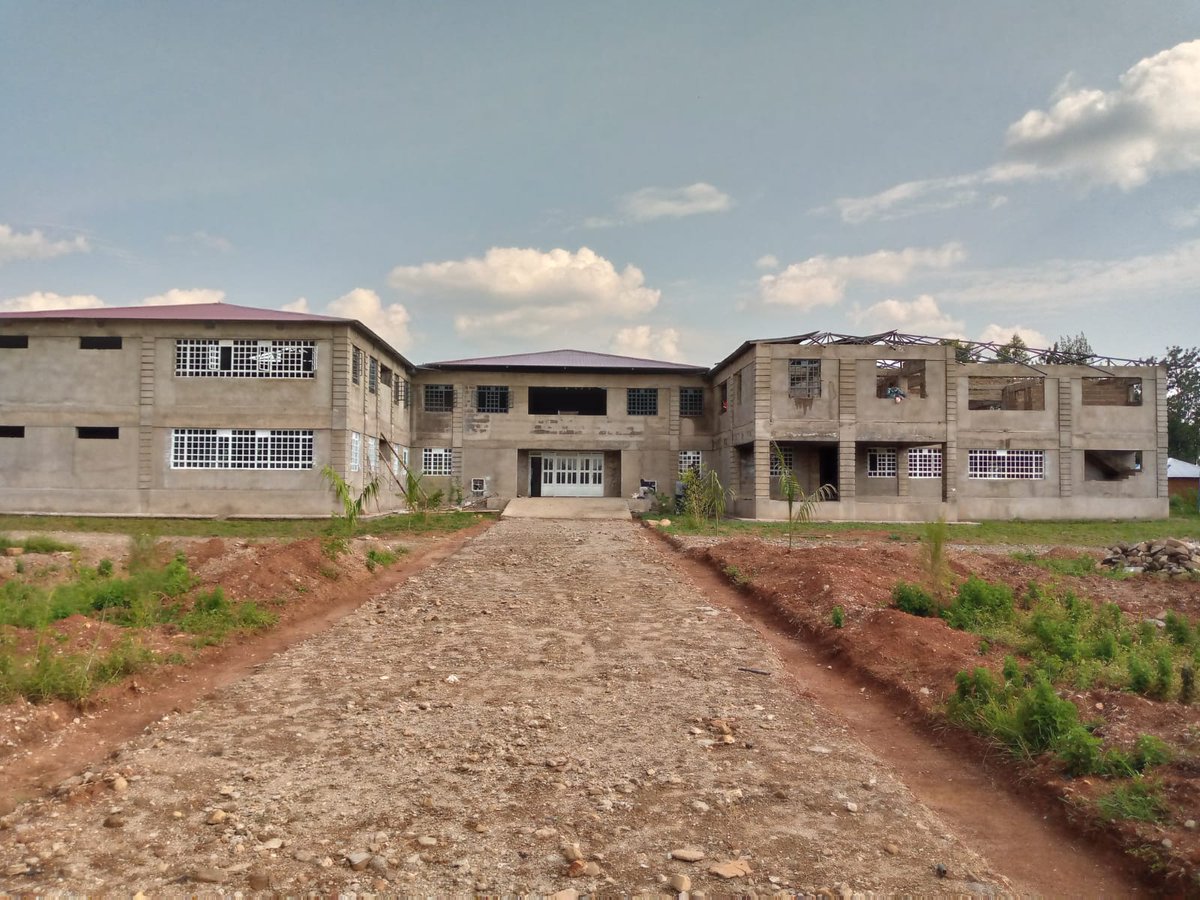 oyulajoseph's tweet photo. Kenya Medical Training College (KMTC) - Butula Campus in Bumala 'B' taking shape.
This project is fully funded by Butula Constituency NG-CDF #ButulaRising https://t.co/dqSR79SiEC