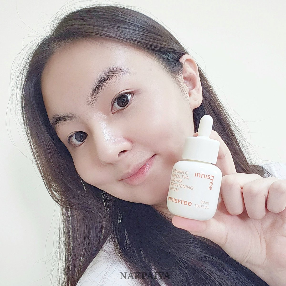 inkoreacosme's tweet photo. Innisfree Vitamin C Green Tea Enzyme Brightening Serum มาไทยแล้ว ใช้มา4สัปดาห์รอยแดงสิวจางลง
ปังจนต้องหาสีแป้งใหม่

มีวิตซี3-O Ethyl Ascorbic Acid+
เอนไซม์ชาเขียวเป็นANTIOXIDANT
มีรอยสิว กังวลผิวหมองๆผิวไม่สม่ำเสมอ แนะนำให้สอย👏
#เดบิวต์ผิวไบร์ท #innisfreethailand #Innisfreevitac https://t.co/RegdHHB54G