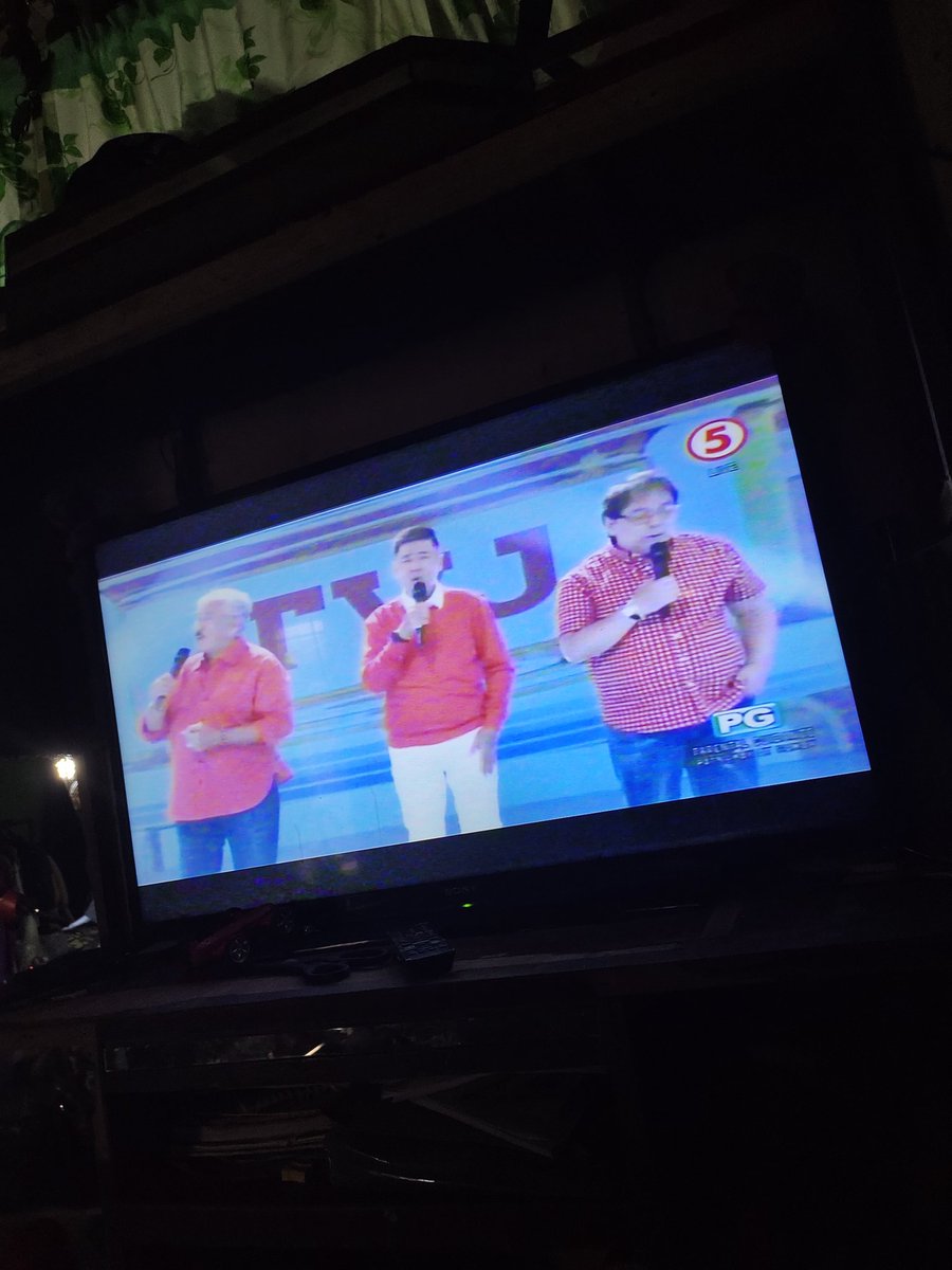 apz028's tweet photo. naiyak ako 🥺 @AngPoetNyo #TVJsaTV5 #dabarkads https://t.co/KouhfJ9sTS