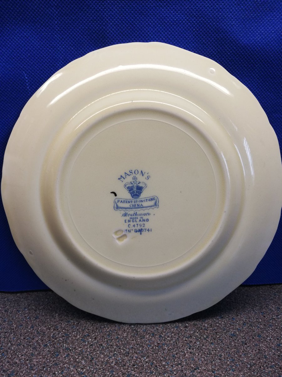 totalrewind's tweet photo. A selection of plates and saucers made by Mason's of England. In the Strathmore pattern. #lunchplate #sideplate #saucer #vintagestyle #vintageinspired #vintagekitchen #englishcrokery #englishtableware https://t.co/SfSX3Ew8gu
