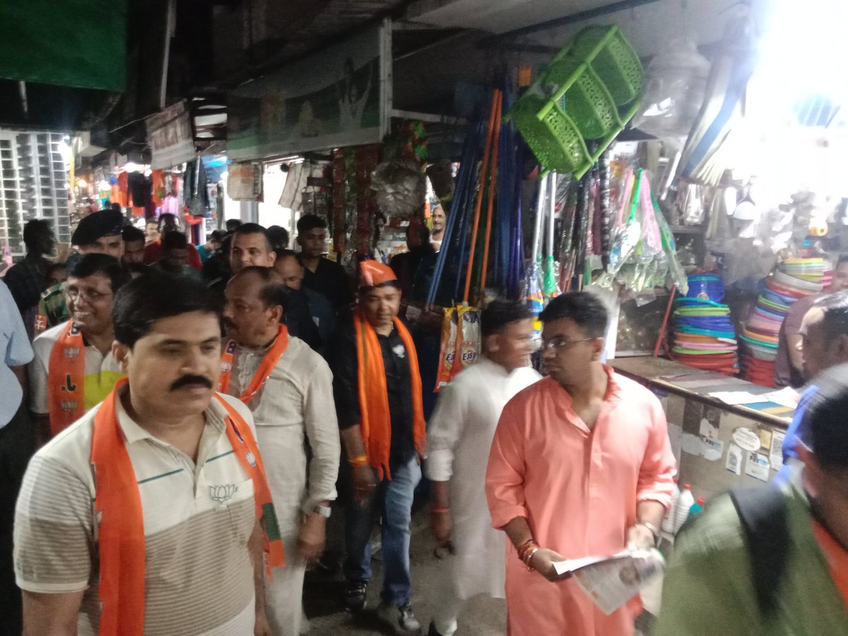 RituRajDhruva's tweet photo. #जनसंपर्क_अभियान_सम्पन्न
#टेल्को_मंडल
देश के यशश्वी प्रधानमंत्री सह अग्रणीय वैश्विक नेता श्री नरेन्द्र मोदी जी की सरकार ��े सेवा, सुशासन एवं गरीब कल्याण के 09 वर्ष पूर्ण होने के उपलक्ष्य मे आज टेल्को क्षेत्र में जनसंपर्क अभियान में चलाया गया।
#PublicRelationsCampaign https://t.co/E9Fml4rkWH