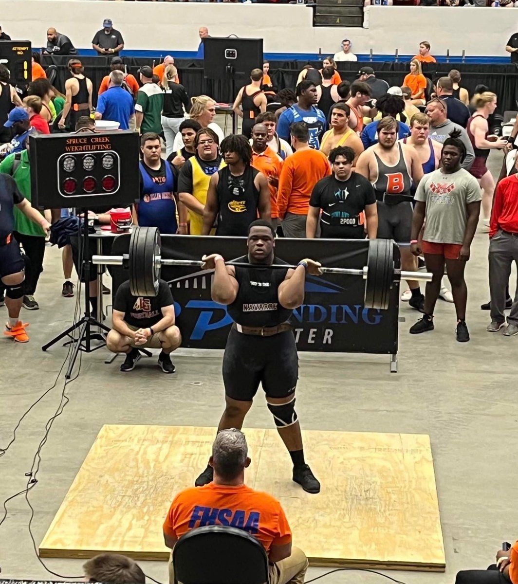 lbrcinema's tweet photo. Big #73! @CameronPollard0 @Coach_DGaither @CoachDawkins1 @coachjfranklin @GoArgos @FloridaState @FloridaGators @UMichFootball @univmiami @UHouston @UofSC @MemphisFB @GSAthletics_FB @SouthernMissFB https://t.co/9wrMpEGPEj