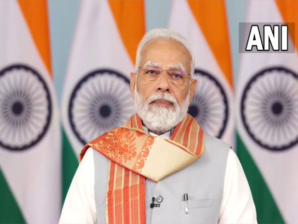 ani_digital's tweet photo. Maharashtra bus accident: PM Modi expresses grief, announces Rs 2 lakh ex gratia

Read @ANI Story | https://t.co/jqtx6sno9R
#Maharashtrabusaccident #PMModi #Maharashtra https://t.co/fkVoRvXnjW