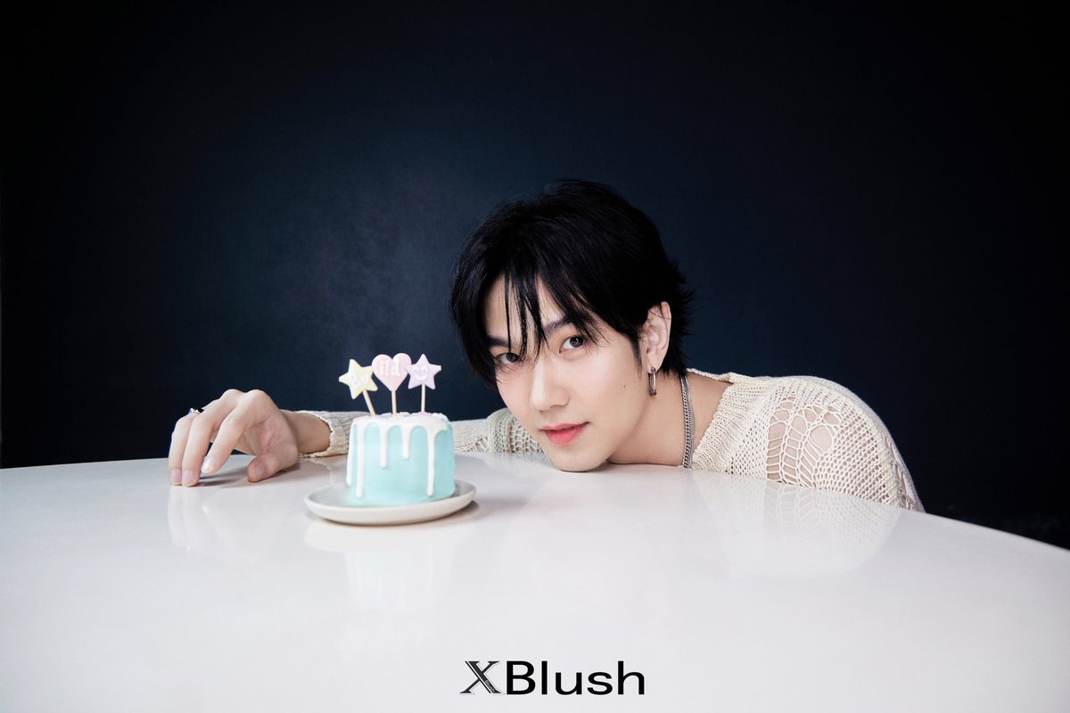 XBlush Magazine tweet media