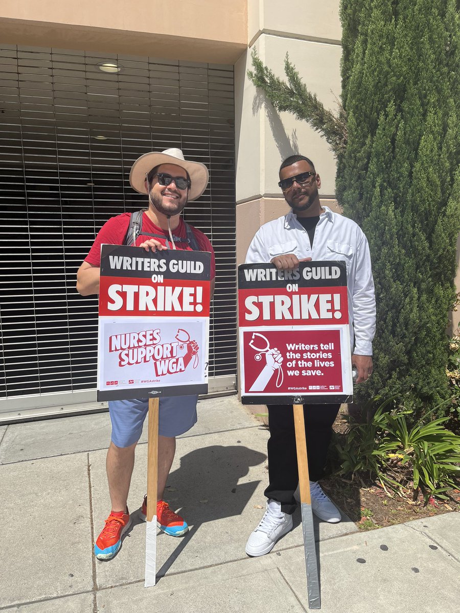 Week 9, Day 5:

So impressed with the turnout today right before the holiday!

I hope everyone can recharge and relax over the long weekend. See you all back out there on Wednesday ✊🏾.

#hotstrikesummer #WGAStrike #WGAStrong