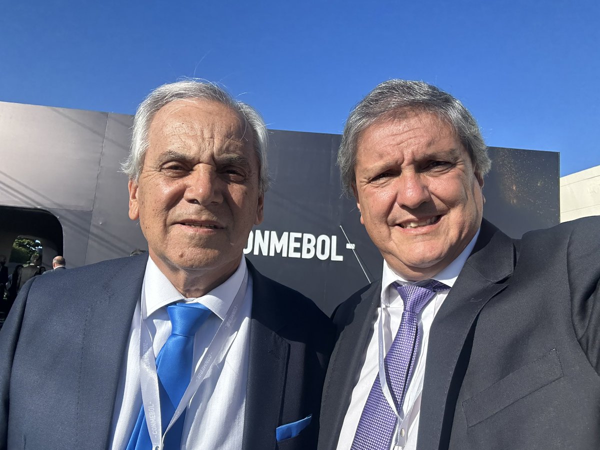 Pablod1631's tweet photo. Amigo querido, descansa en paz?  la peleaste como siempre  desde chiquito. Gracias por regalarme tu amistad. En la tribuna del cielo te espera Ale Orellano para abrazados, seguir palpitando por tu bolso amado https://t.co/jO1qtLXV26