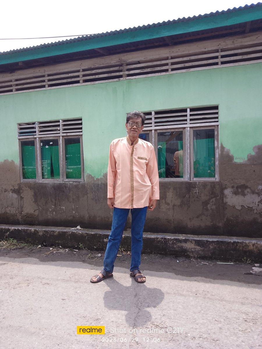 Santun siang sobat ku