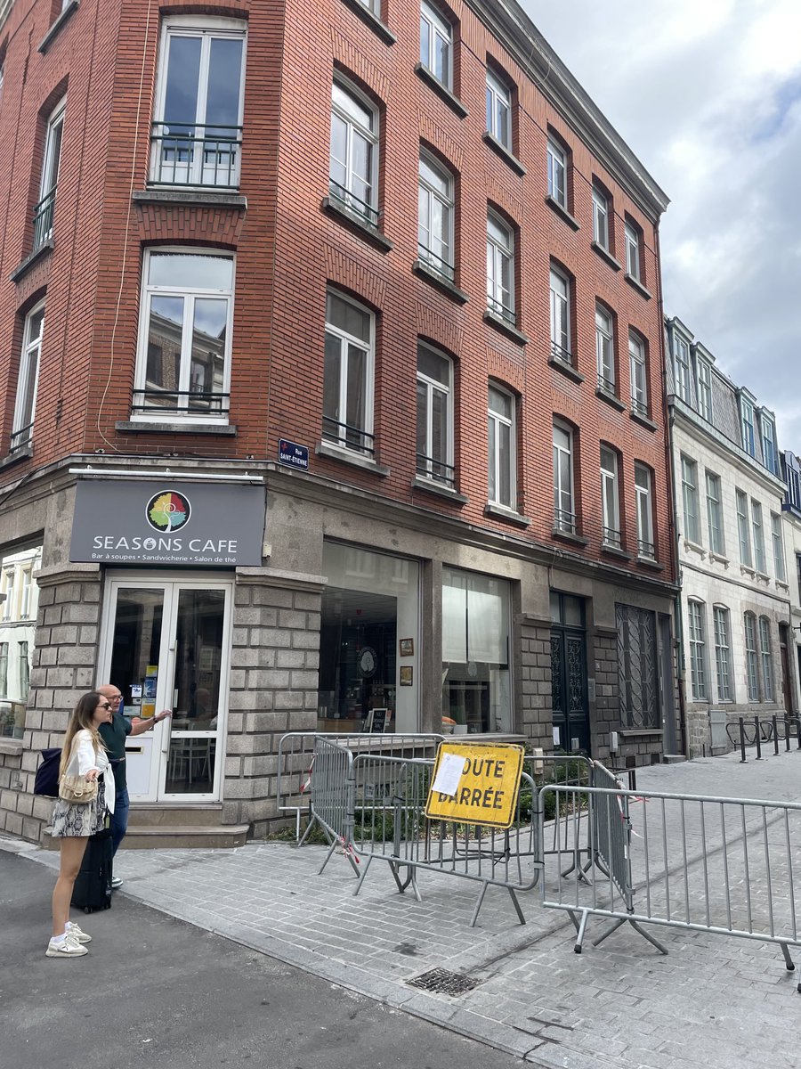 Patrick Seghi (@patrickseghi) on Twitter photo Nouvelles évacuations à la suite de désordres bâtimentaires constatés aux  70,72 et 74 rue Saint Étienne à #Lille <a href="/VDNLille/">VDN Lille Métropole</a> Nouvelles évacuations à la suite de désordres bâtimentaires constatés aux  70,72 et 74 rue Saint Étienne à #Lille <a href="/VDNLille/">VDN Lille Métropole</a>