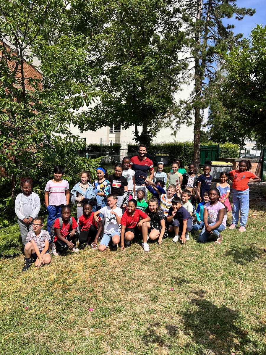 🏁<a href="/GADDICTIONfr/">G-ADDICTION Jeunesse citoyenne</a> anime les maisons de quartier à #Reims, secteurs Orgeval, Croix Rouge et Épinettes avec son village #EgaliteFH, avec le soutien du <a href="/Prefet51/">Préfet de la Marne 🇫🇷</a> 🙌

En 2️⃣ jours seulement déjà plus de 1️⃣0️⃣0️⃣ bénéficiaires issus de quartiers prioritaires Politique de la ville !