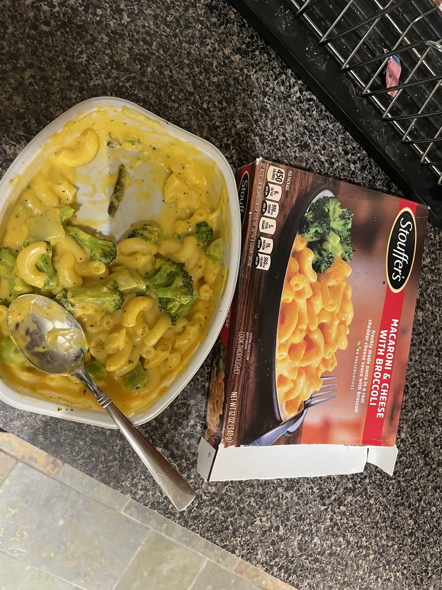 USF_SALEM's tweet photo. @stouffers @conroy_brian Stouffer’s, I’ll pass on this 4th of July since worms come included for free.. https://t.co/LsHl3l34TH