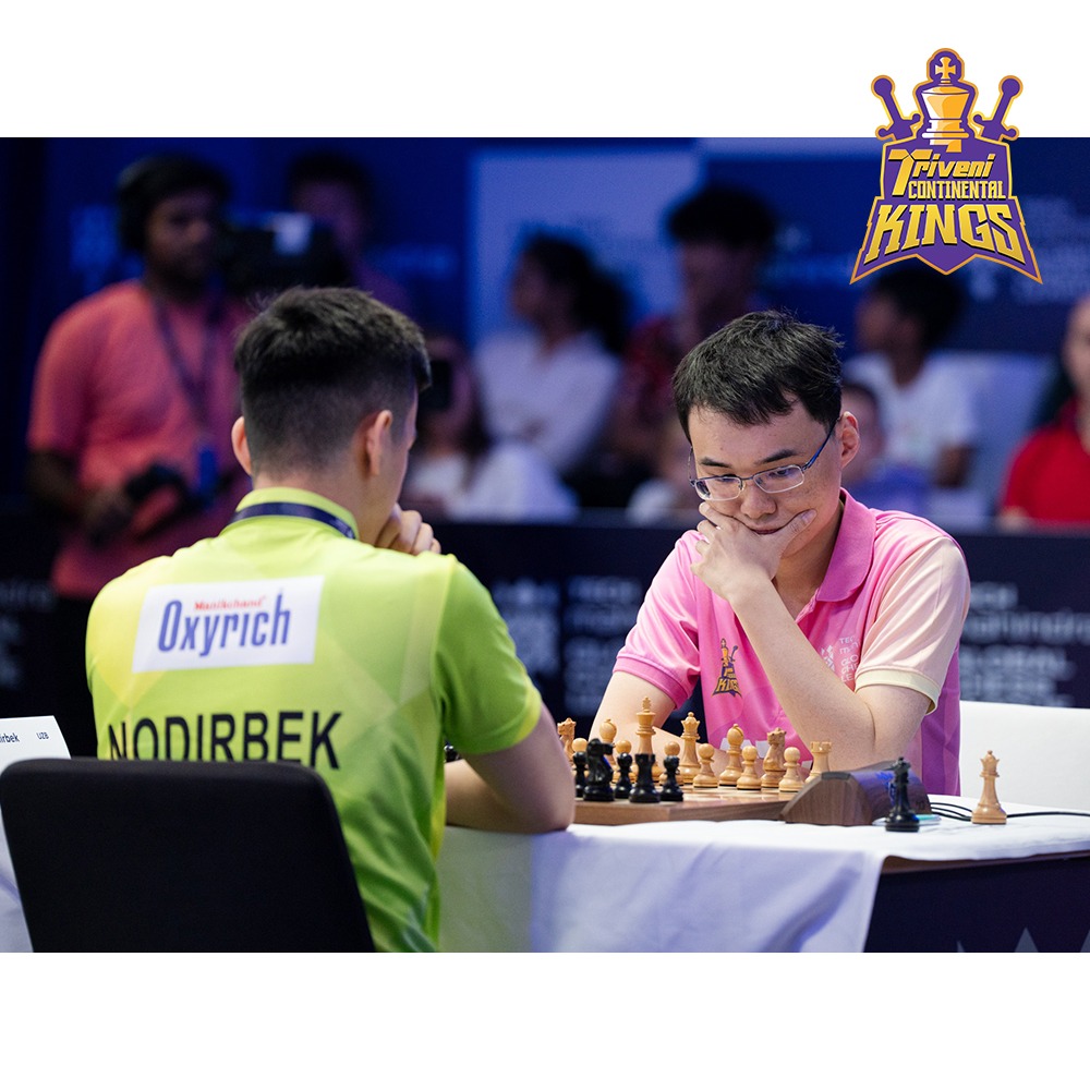 trivenickings's tweet photo. A wave of grit and determination 🌊 sweeps across the #KingsRegiment as the Kings 👑 mark 2️⃣ consecutive wins in a single day 😎

@Chessbaseindia 

#TriveniContinentalKings #Afterwinclicks #GlobalChessLeague #Chess #TCKwins #TCKvsBAK https://t.co/QQL0GhLz7Y