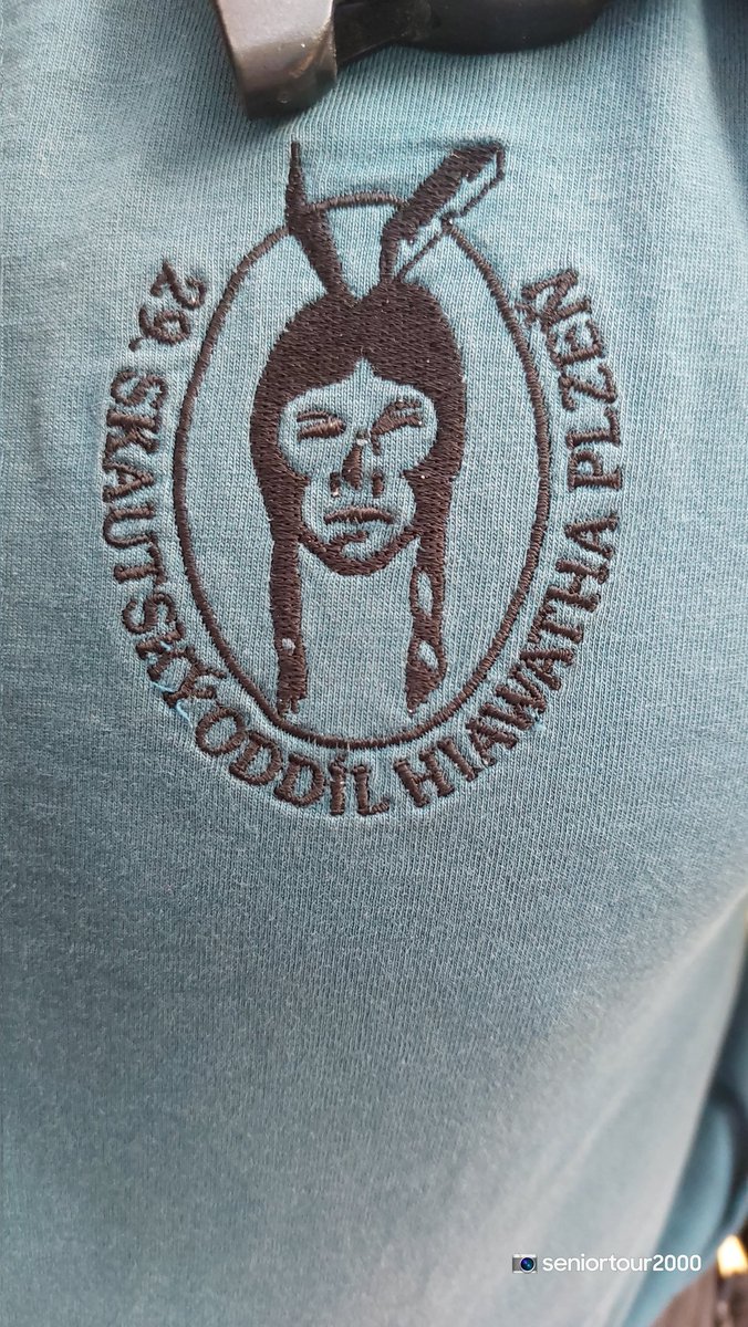 seniortour2000's tweet photo. Hurá, prázdniny začínají! Mladý #Pavian odjíždí, starší rover #Gibon už s předstihem kope na táboře latríny, zkušenosti z #Jamboree2023 se hodí 👍😀😀 #skaut #Hiawatha #Plzen ⚜️☀️🌲🏕⛺️ https://t.co/sdhTxh4mNs