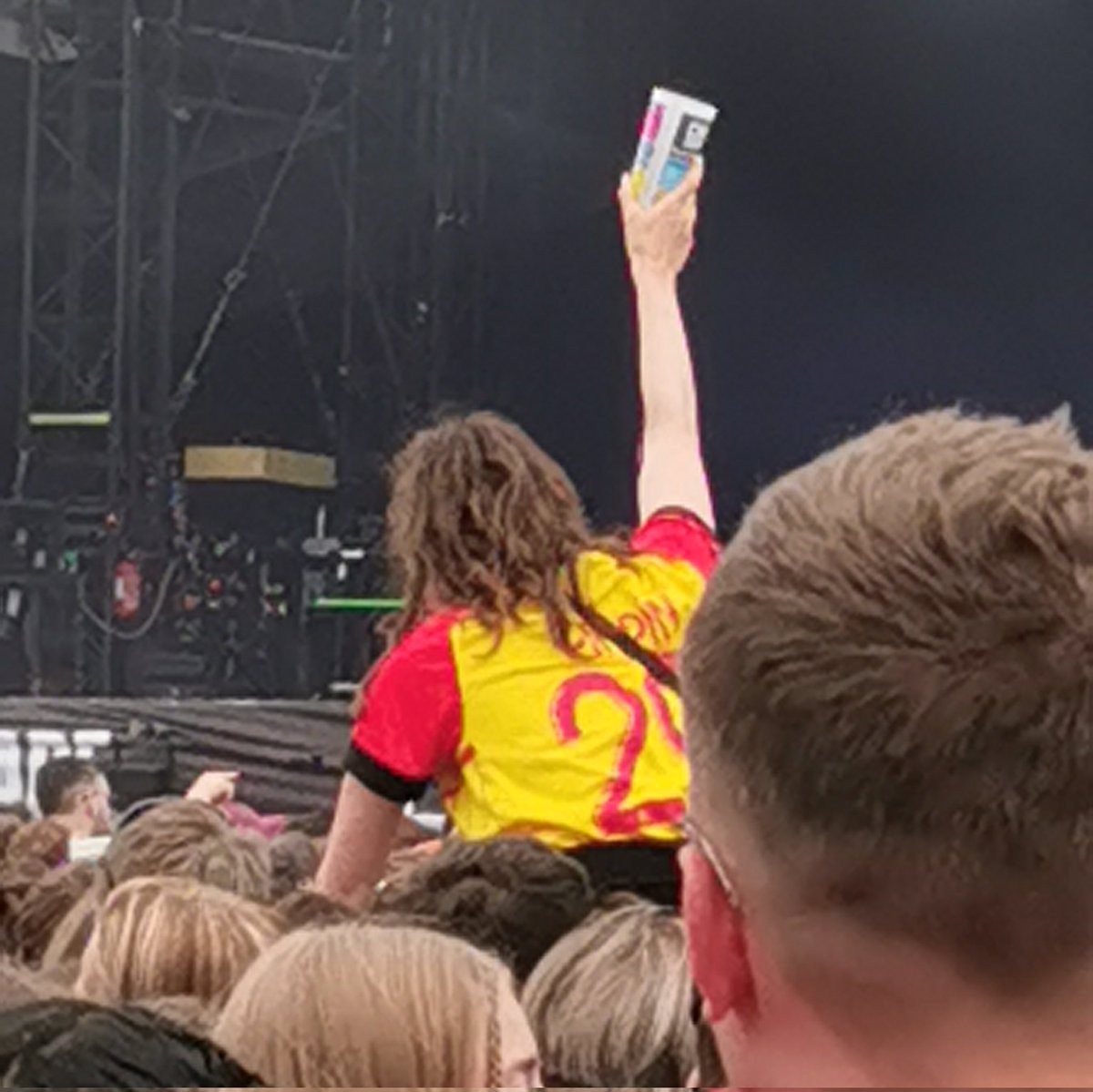 RCC_62's tweet photo. 🙋♀️😭❤️💛🫶
#RCLens #TeamLens
#mainsquare #mainsquare2023 https://t.co/AMEDgT8ou8