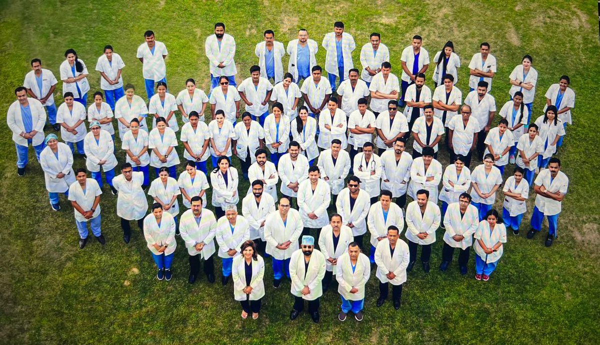 ArvinderSoin's tweet photo. On #NationalDoctorsDay, a huge shoutout to our amazing team that endlessly gives it their all!! 👏👏 https://t.co/edHdWudfv6