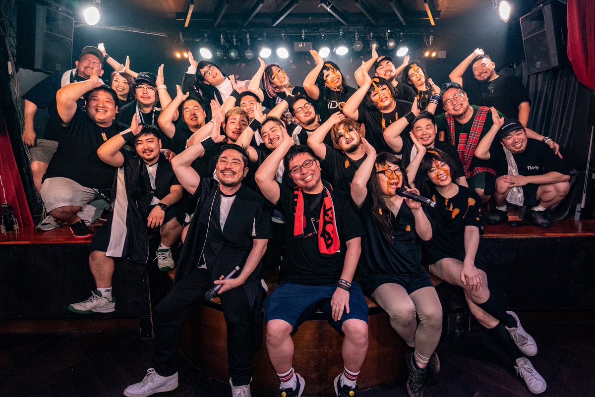 manmaru0622's tweet photo. BiSHナイトご来場ありがとうございました！

たくさんの清掃員たちの熱気でスタンディングのライブみたいでめちゃくちゃ楽しかった！

何度も泣いたし何度も笑ったし愛に包まれた大好きな空間でした。

解散しちゃったけど、これからもBiSHの音楽を胸に生きていこうと思います。
ばいばい！！ https://t.co/SUoyZyfFYJ