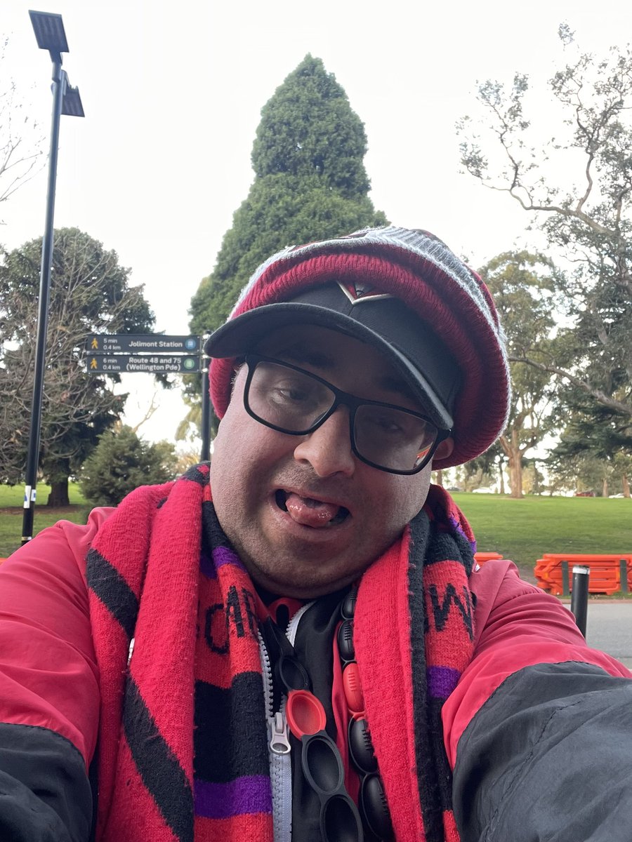 bomber0504's tweet photo. WE ARE ESSENDON WE ARE ESSENDON WE ARE ESSENDON WE ARE ESSENDON WE ARE ESSENDON GO MIGHTY ESSENDON BOMBERS #WEAREESSENDON #REDANDBLACKPRIDE #DONTHESASH #FLYUP #GOMIGHTYESSENDONBOMBERS #GODONS #TOGETHERWESTRIVE #UNITED BY THE SASH #FUTUREISNOW 
🔴⚫️🚩🏴❤️🖤 https://t.co/nLdIyZZz8S