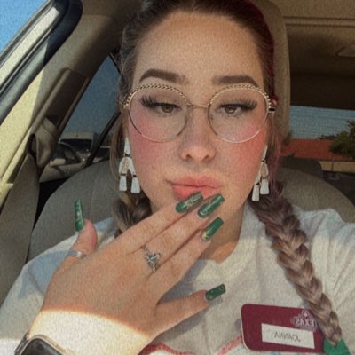 johatena's tweet photo. #NewProfilePic https://t.co/UWNdEhpY2q