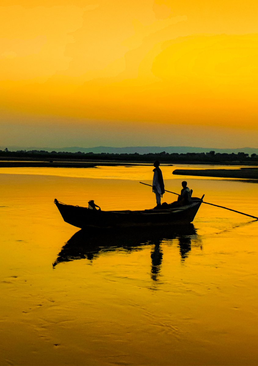 River Jehlum♥️

#dawndotcom