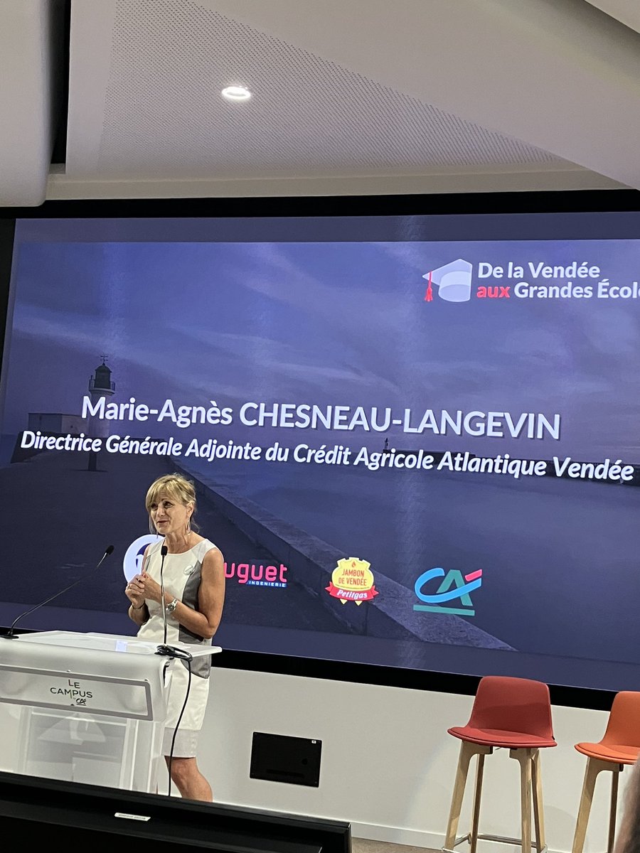 Fra_Raynaud's tweet photo. « De la Vendée aux Grandes Écoles » #LutteContreAutoCensure. Ouvrir les portes vers d’autres champs d’orientation #Oser les cursus électifs. #Oser partir. #Oser revenir. 4 bourses au mérite. @CAAtlantVendee #Petitgars #HuguetIngenierie #AgenceMorgane. @HFauviotCA #MACheneau https://t.co/QFiE9nZlqw