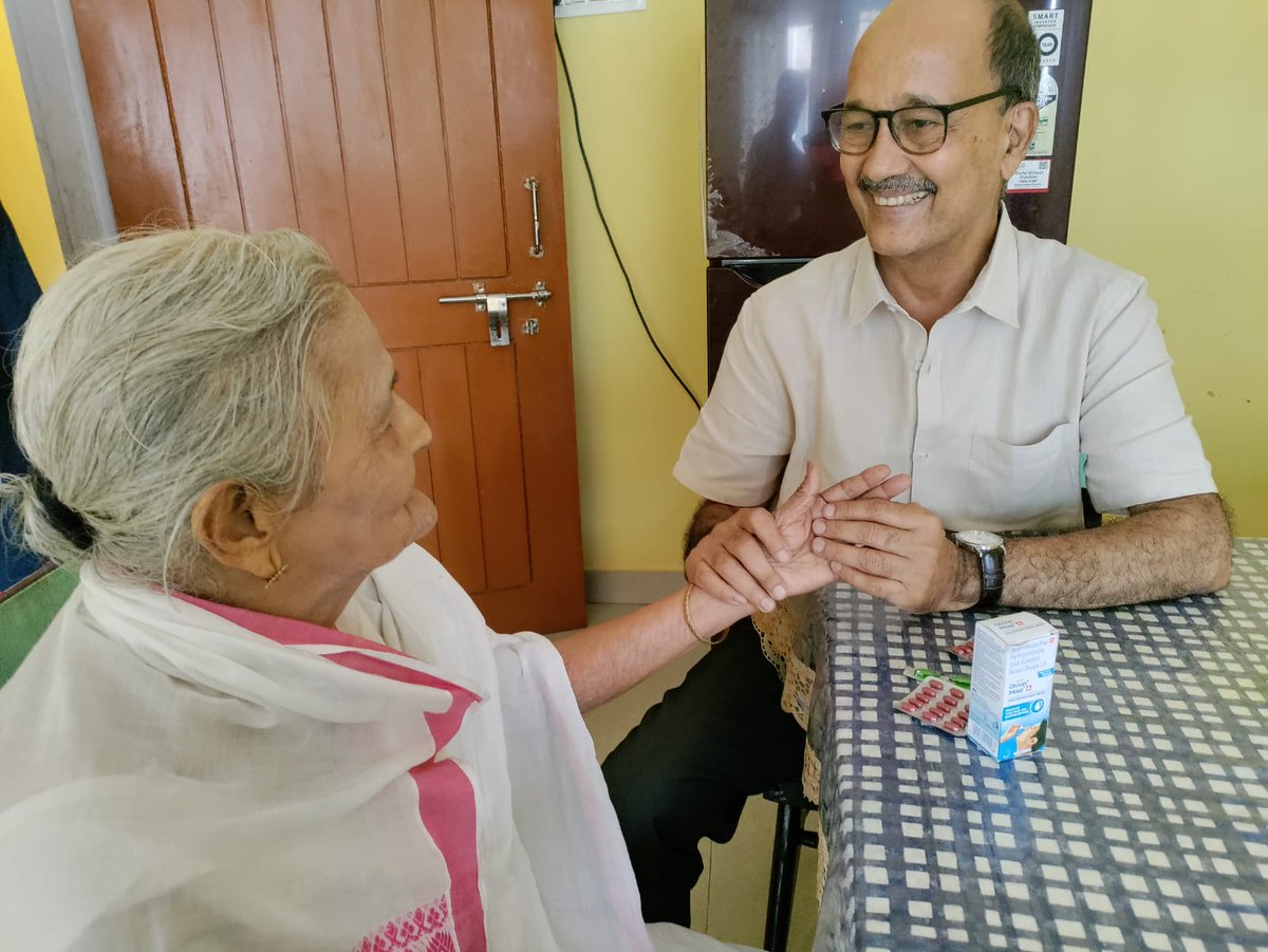 On #NationalDoctorsDay's Day, visited an #OldAgeHome at Hatigaon and consulted a newly diagnosed patient of #NonHodgkin's lymphoma, 95 yrs. Requested @BorooahDr for a #Homevisit on monday