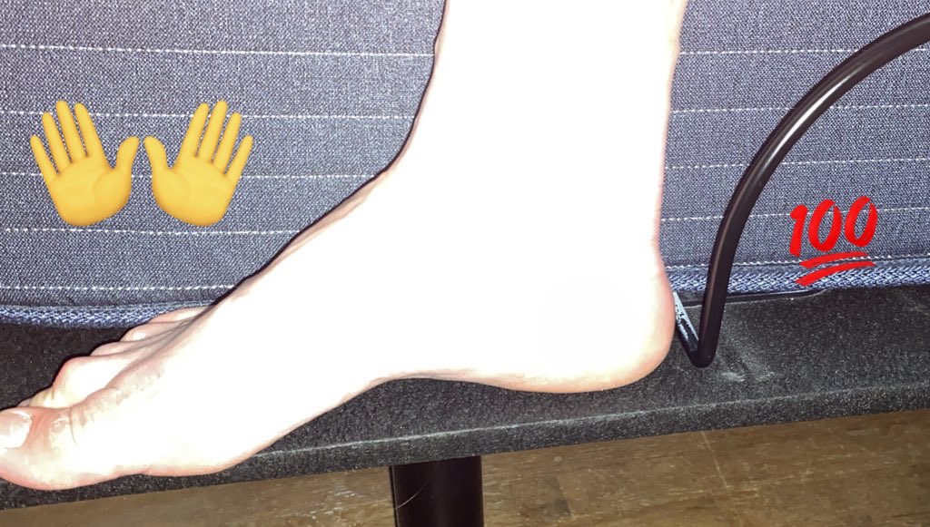 I GOT THE FEET AND THE PERFECT ARCHES.. SPECIALS ON CONTENT. CUSTOMS PICS AND VIDS...#feetfinder #feet_lover #feetcontent #feetfethish #feetpic #feetpicsforsales #feetfetiche #ContentCreator #Content #freaky