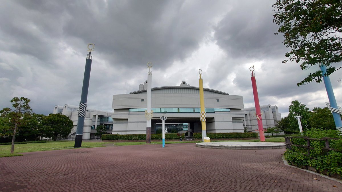 化物語の学校、私立直江津高校