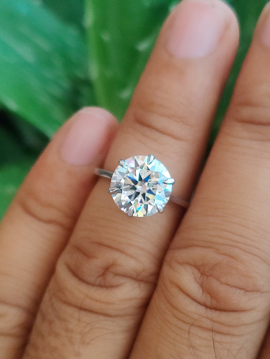 3.8CT Round Cut Solitaire Engagement Ring 6 Prong Classic Ring 925Starling Silver Wedding Ring 10mm Minimalist Round Cut Simulated Gift Ring.
#basketring
#roundbubblering
#925Silverring
#ropundcutring
#solitariering 
#engagementring
#6prongring
#classicring 
#weddingring