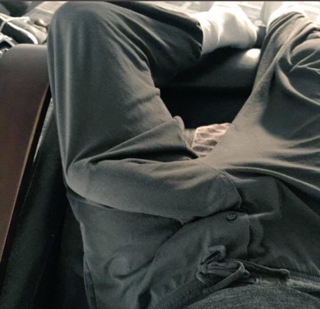 PrynceSammie's tweet photo. Deep down I know that some girl here wants to see my 🍆 but this is not mine. https://t.co/9TjGAAChCt