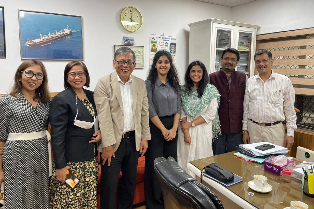 .<a href="/shipmin_india/">Ministry of Ports, Shipping and Waterways</a> &amp; <a href="/investindia/">Invest India</a> hosted a delegation led by the Philippine Overseas Construction Board (POCB), with members from the Philippine Trade &amp; Investment Center &amp; <a href="/PHinIndia/">Philippine Embassy in India</a>, to discuss investment opportunities in the Indian maritime sector.

#InvestIndia #Shipping #Ports