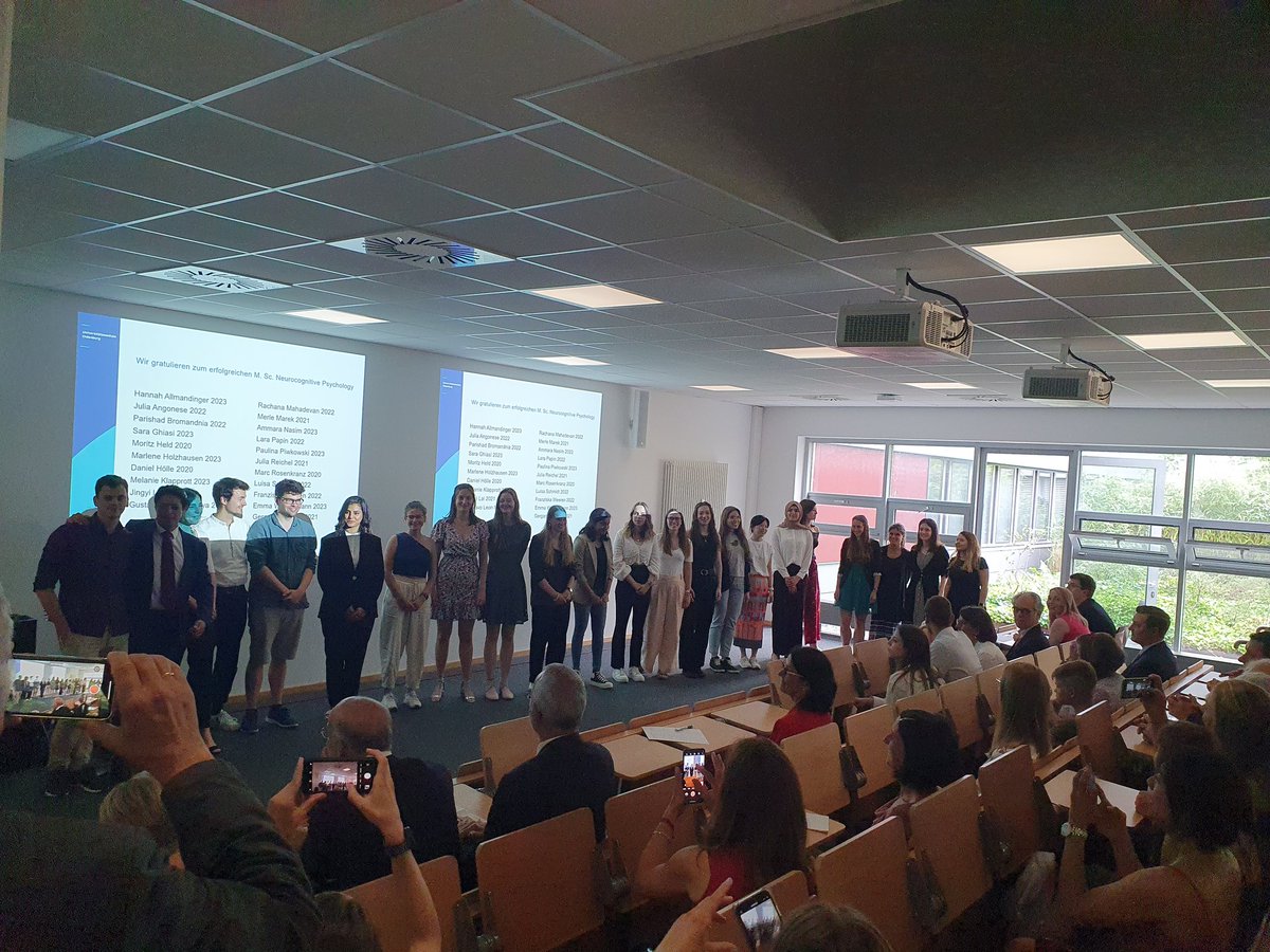 AHildePsych's tweet image. I am extremely grateful to Anne Schacht @anap_lab for her urging but optimistic and appreciative speech at our Faculty graduation ceremony, which aimed to motivate our talented and wonderful students to take action in society and make the world a better place!
