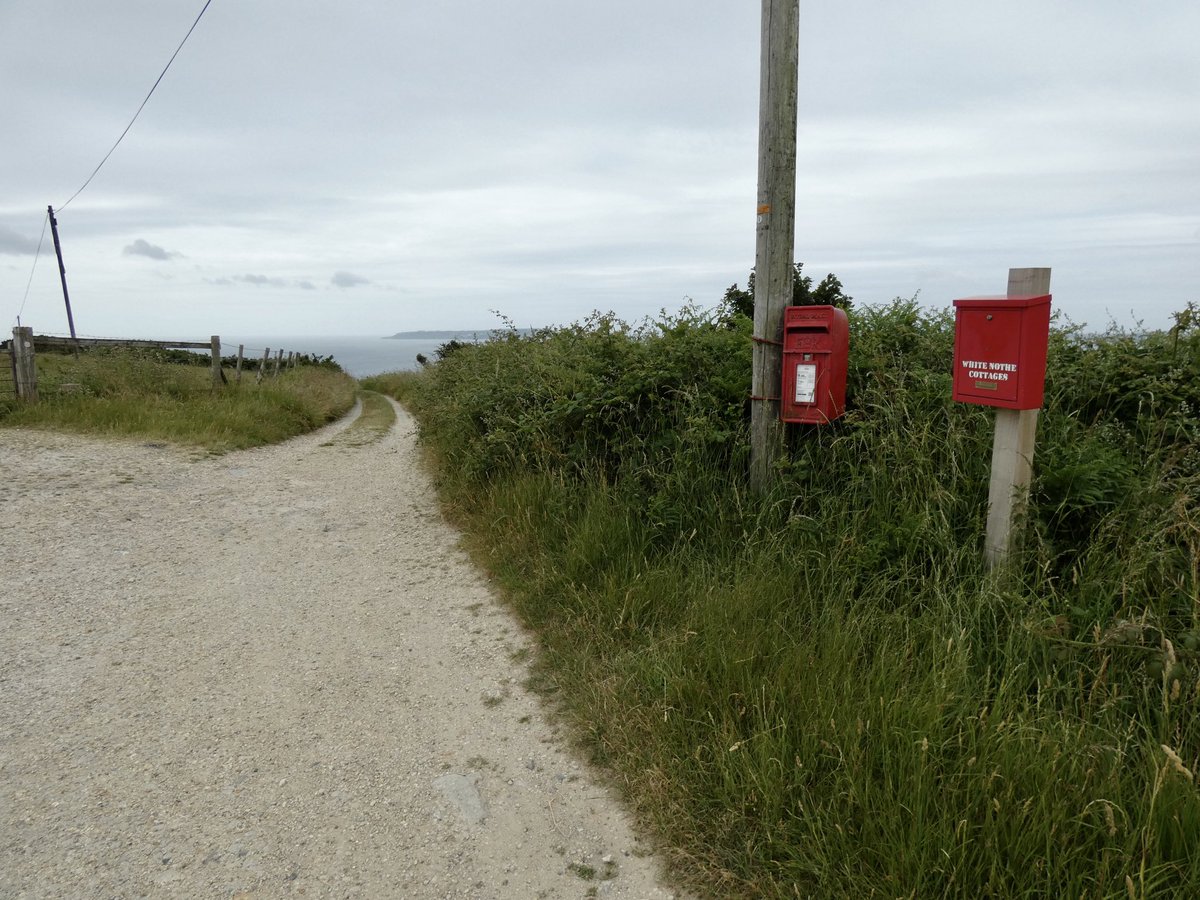 LynnsWaffles's tweet photo. Great place for a #Postbox on our walk from the NT #RingsteadBay car park to visit St Catherine’s by the Sea Church on Tuesday💒
A lady connected to #OldPhotos I’m researching is resting there🪦
beautiful wooden Church💒
#QueenElizabethII perfect for 
#PostboxSaturday #Dorset https://t.co/hx9hqvkRz1