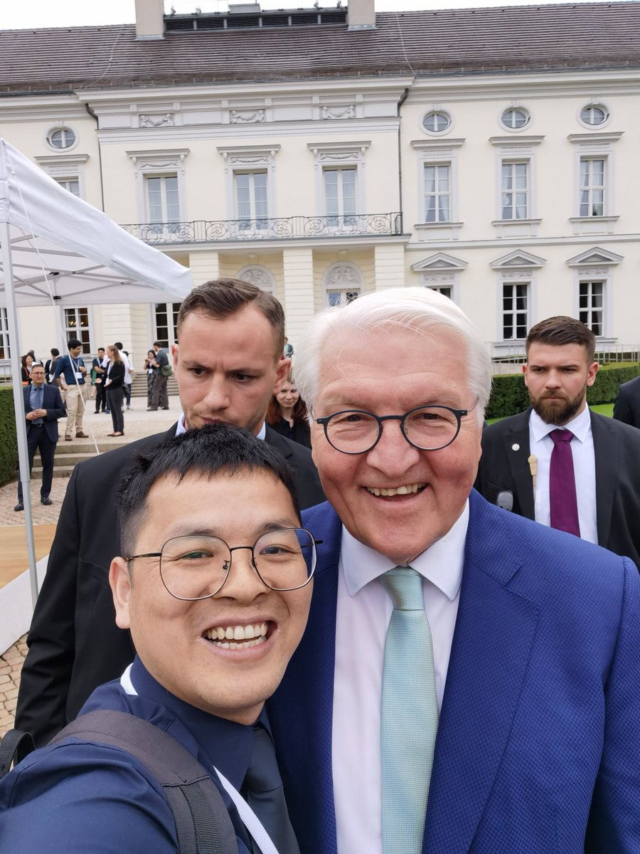 Yong Peng tweet media